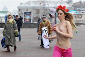 article-sante-soutien-gorge-Femen